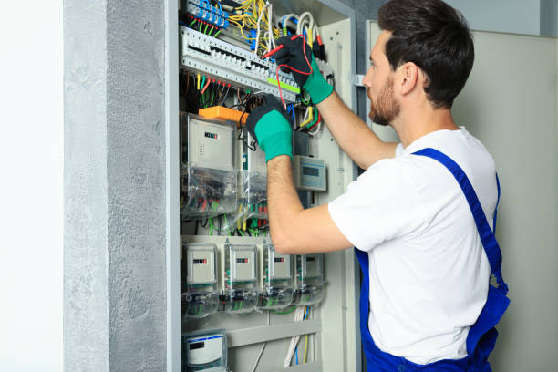 Best Emergency Electrical Repair  in Parkwood, CA